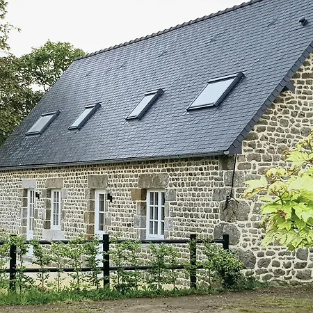 Maison De La Grange, Chaulieu 度假居 Sourdeval